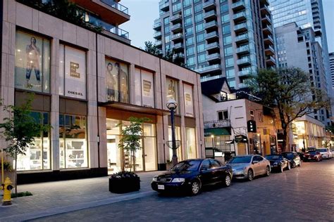 shopping in bloor yorkville